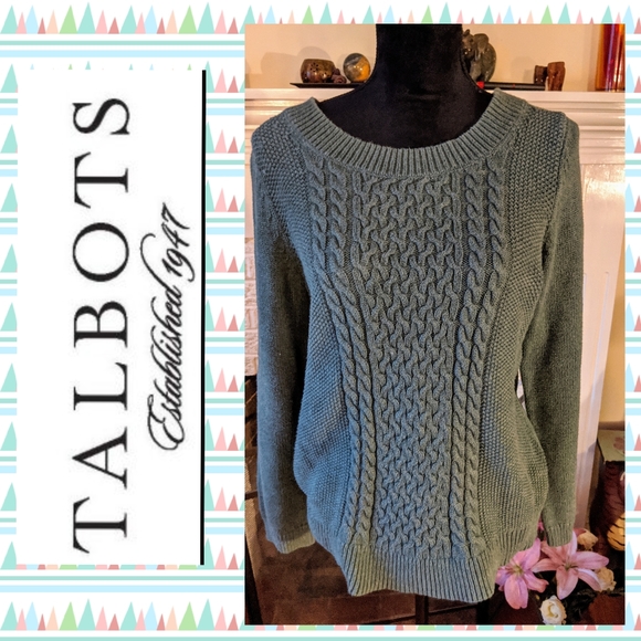 Talbots Sweaters - Talbots cable knit crew neck